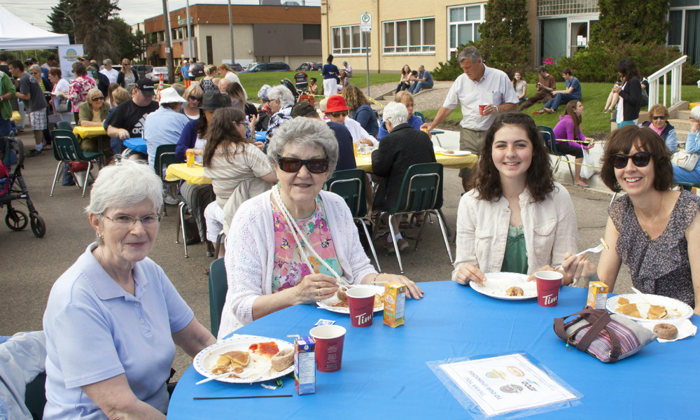 About Kinnikinnick Foods